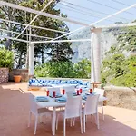 Gasthof La Perla Marina Capri