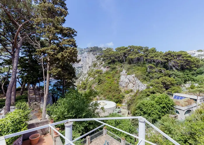 Maison d'hôtes La Perla Marina 3*