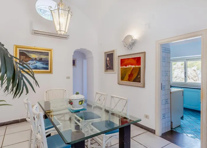 La Perla Marina Гостевой дом