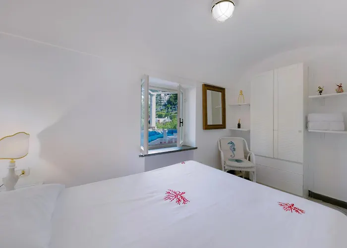 La Perla Marina 3* 카프리